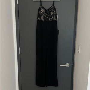 Lulu's Black Lace Bodice Jumpsuit Size M NWT